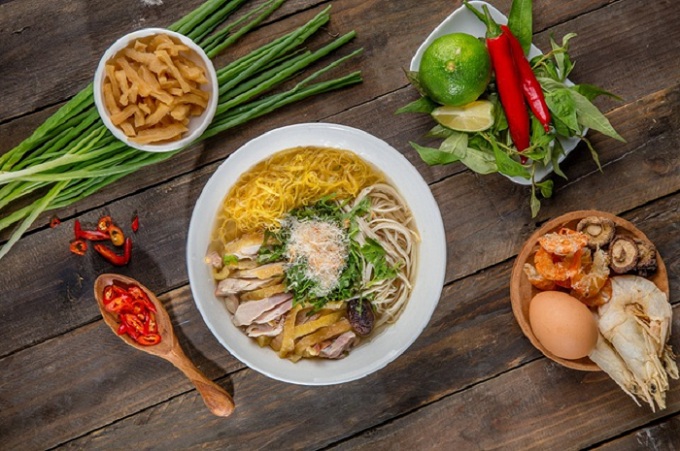 Bun thang spécialité culinaire Hanoi piment